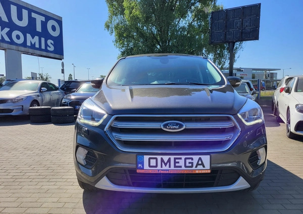 Ford Kuga cena 69900 przebieg: 163000, rok produkcji 2019 z Leśna małe 121